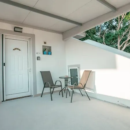 Aurora 1 * Мармари