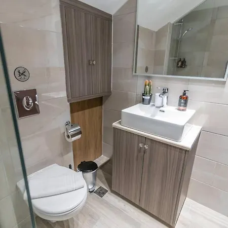 Appartement Aurora 1 *